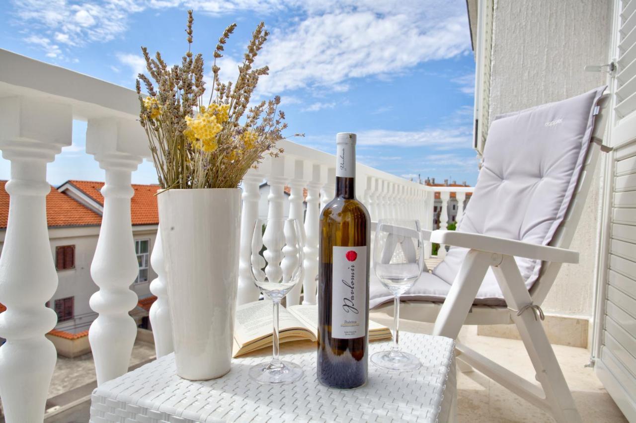 Anmarie Apartments Crikvenica Exteriör bild