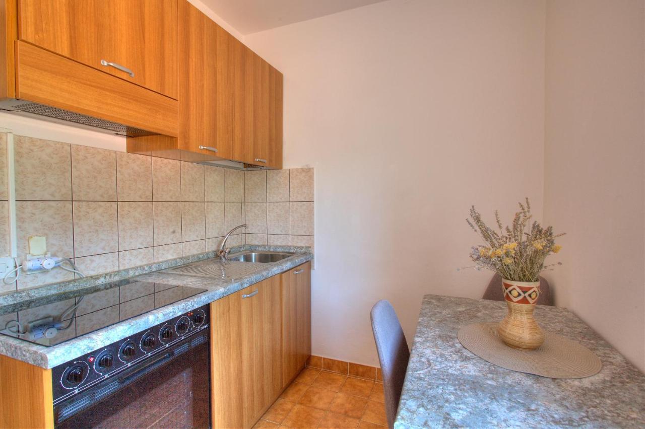 Anmarie Apartments Crikvenica Exteriör bild