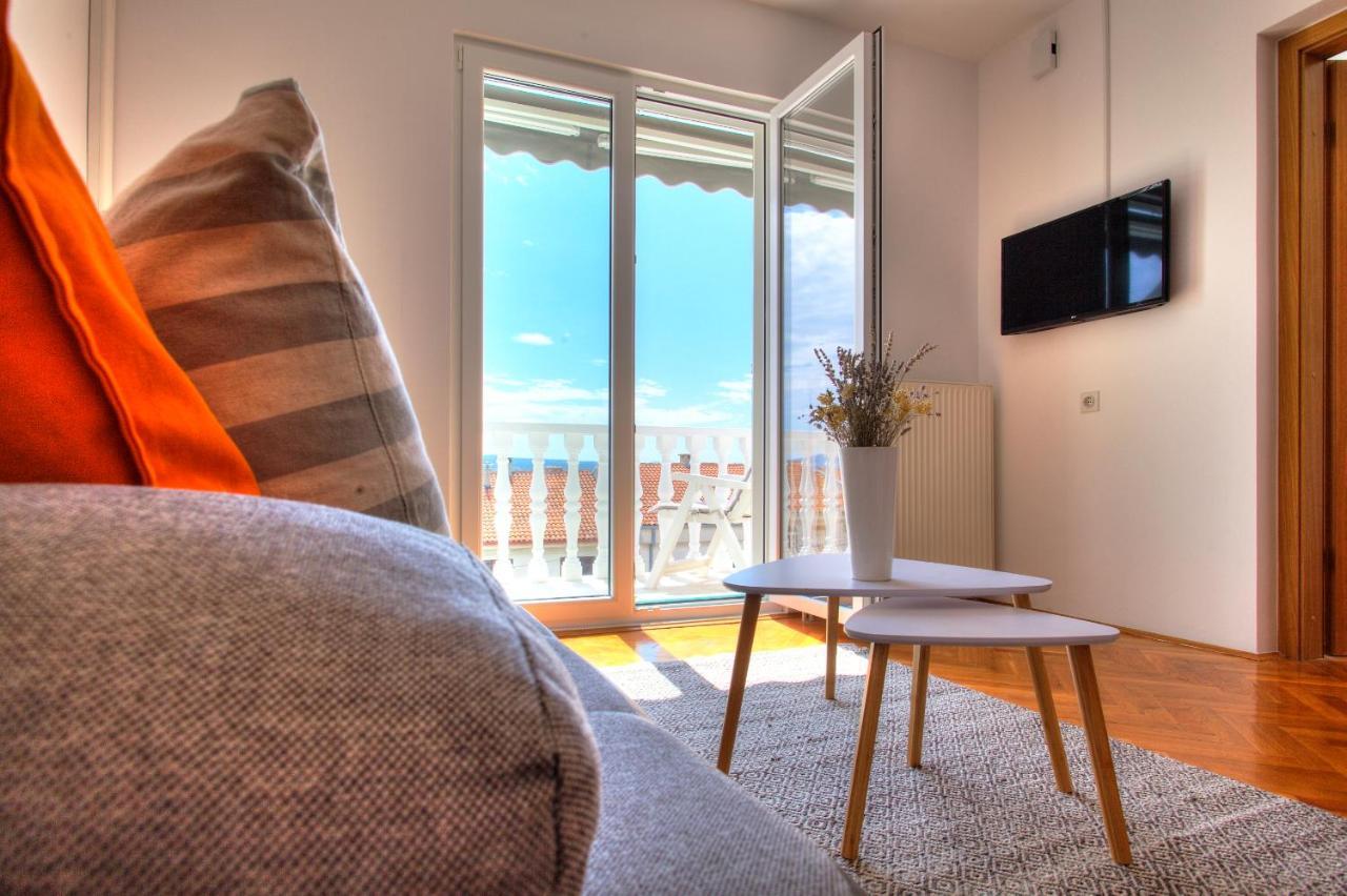 Anmarie Apartments Crikvenica Exteriör bild