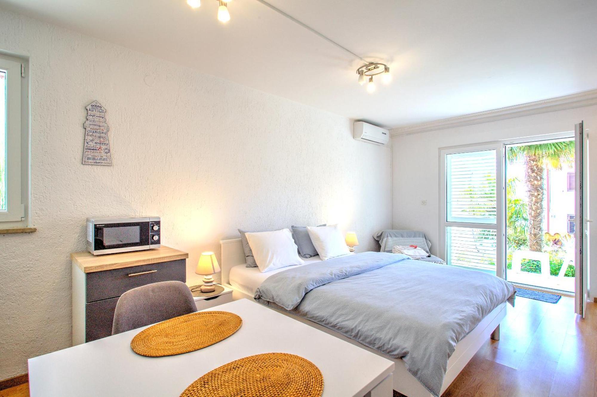 Anmarie Apartments Crikvenica Exteriör bild