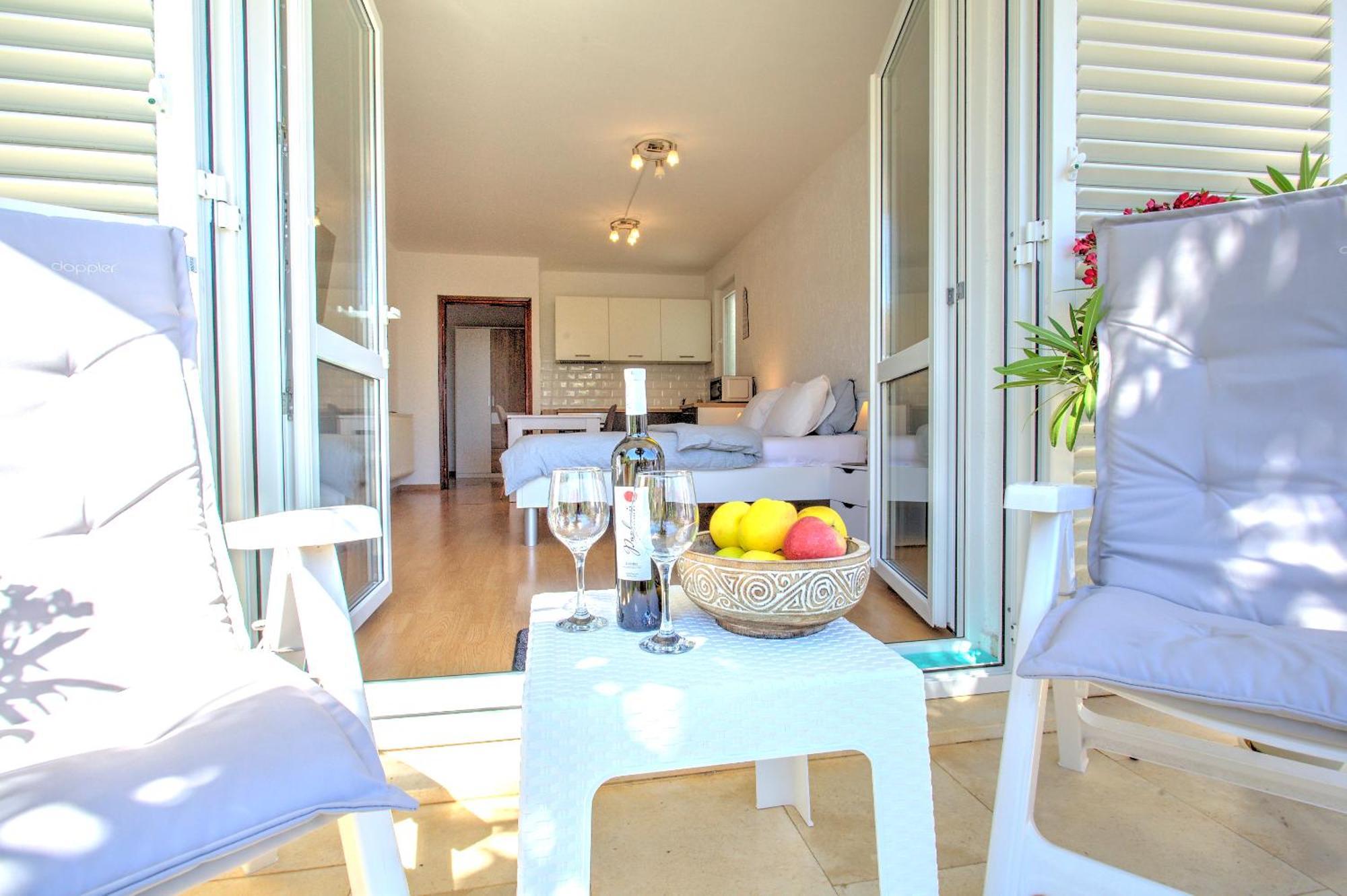 Anmarie Apartments Crikvenica Exteriör bild
