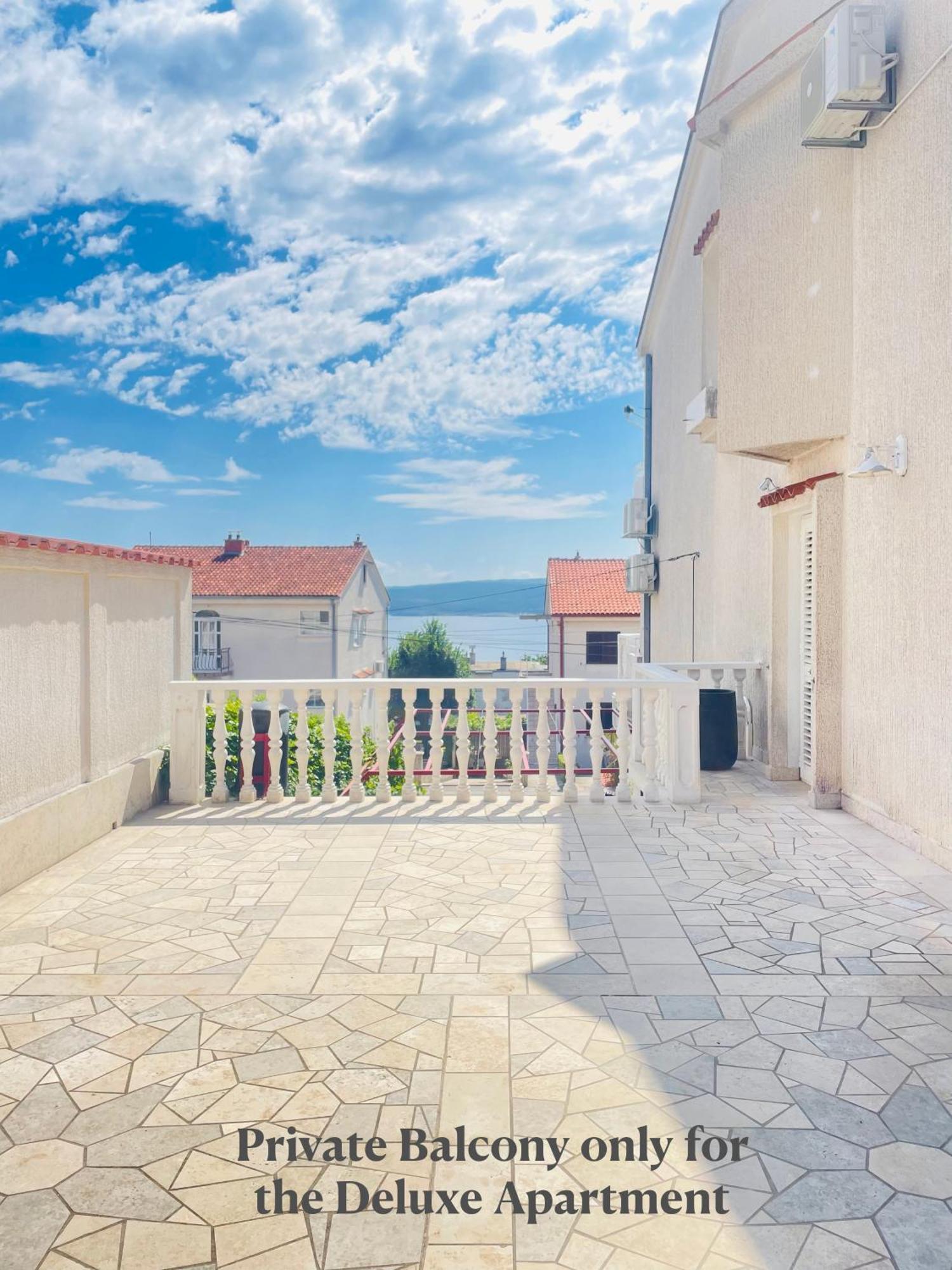 Anmarie Apartments Crikvenica Exteriör bild